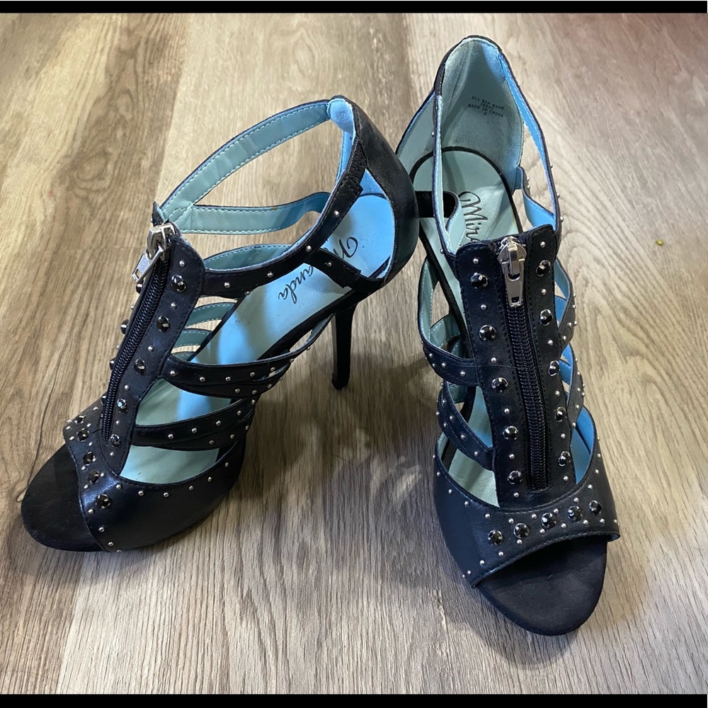 Miranda Lambert “Jessy” studded stilettos size 9